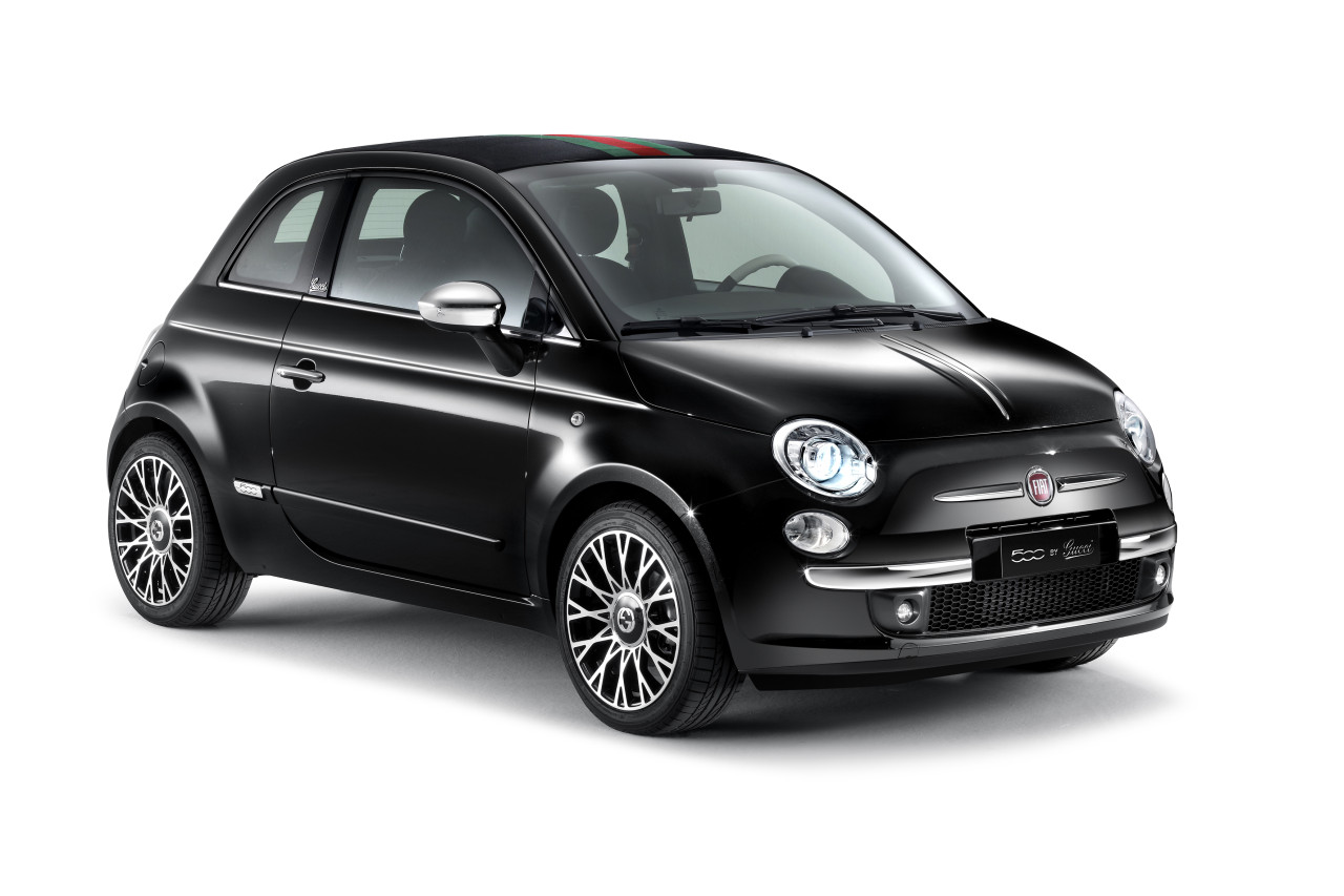 the-convertible-that-matches-your-bag-fiat-launches-500c-by-gucci_6