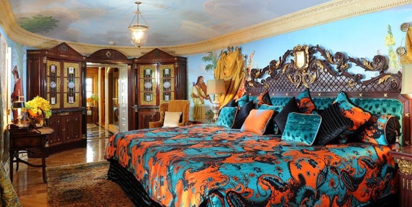 Gianni-Versace-Casa-Casuarina-The-Villa-Suite-formerly-Gianni-Versace_s-room